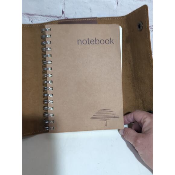 Le Vent Leather Refillable Notebook Journal Cover 9 X 6.5 1 Blank Notebook NWOT - Picture 11 of 13